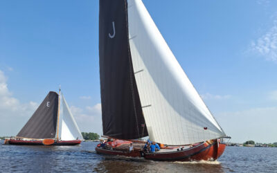 Event: wedstrijd Skûtsjesilen kijken vanaf de sloep diverse dagen tussen 26 juli en 8 augustus 2025 Prijs € 49,-